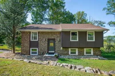 93 Hilltop Dr, Randolph Township, NJ 07869 - Photo 1