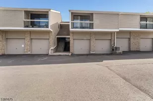 69 N Slope, Union Township, NJ 08809 - Photo 1