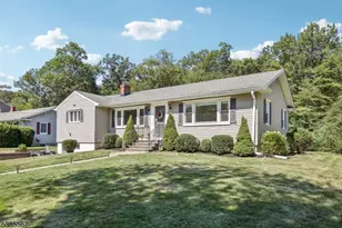 26 Birch Hill Dr, Hanover Township, NJ 07981 - Photo 1