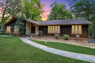 581 Phillip Ln, Watchung, NJ 07069 - Photo 1