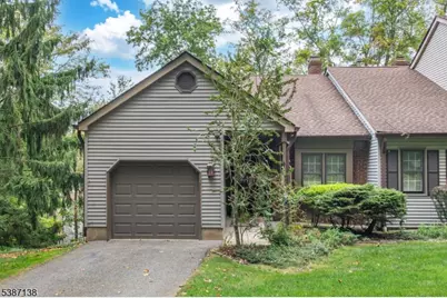 105 Goldfinch Pl, Allamuchy Township, NJ 07840 - Photo 1