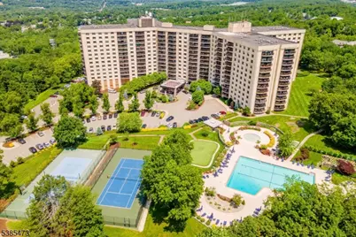 2 Claridge Dr #7DE, Verona, NJ 07044 - Photo 1