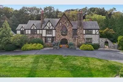 14 Jenna Court, Scotch Plains Township, NJ 07076 - Photo 1