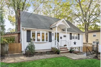 8 Ridge Pl, Wayne, NJ 07470 - Photo 1