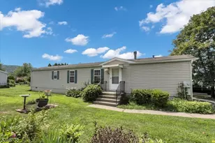 4 Dawn Dr, White Township, NJ 07823 - Photo 1