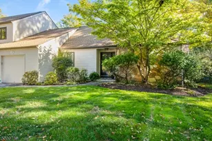 20 Lenape Dr, Roseland, NJ 07068 - Photo 1