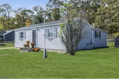 27 Parker Rd, Washington Township, NJ 07853 - Photo 1