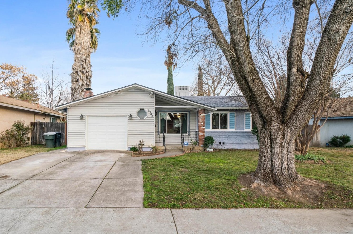 3204 Northview Dr, Sacramento, CA 95833-1211