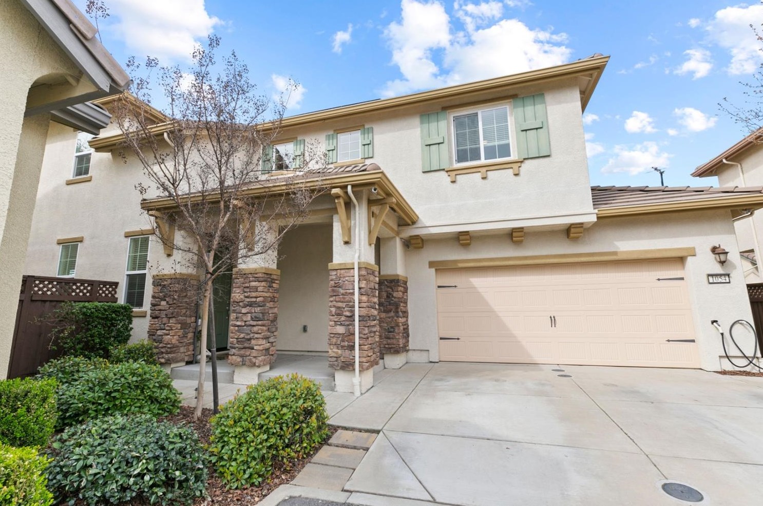 1054 Landmark Cir, Lincoln, CA 95648-2979