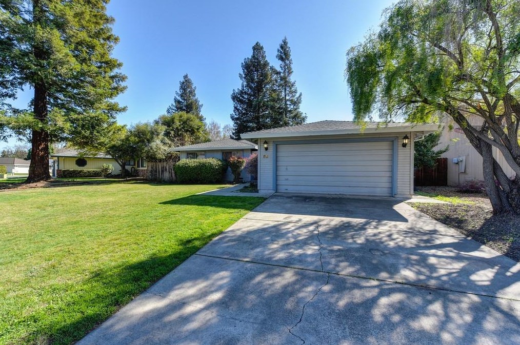 88 Hidden Lake Cir, Sacramento, CA 95831