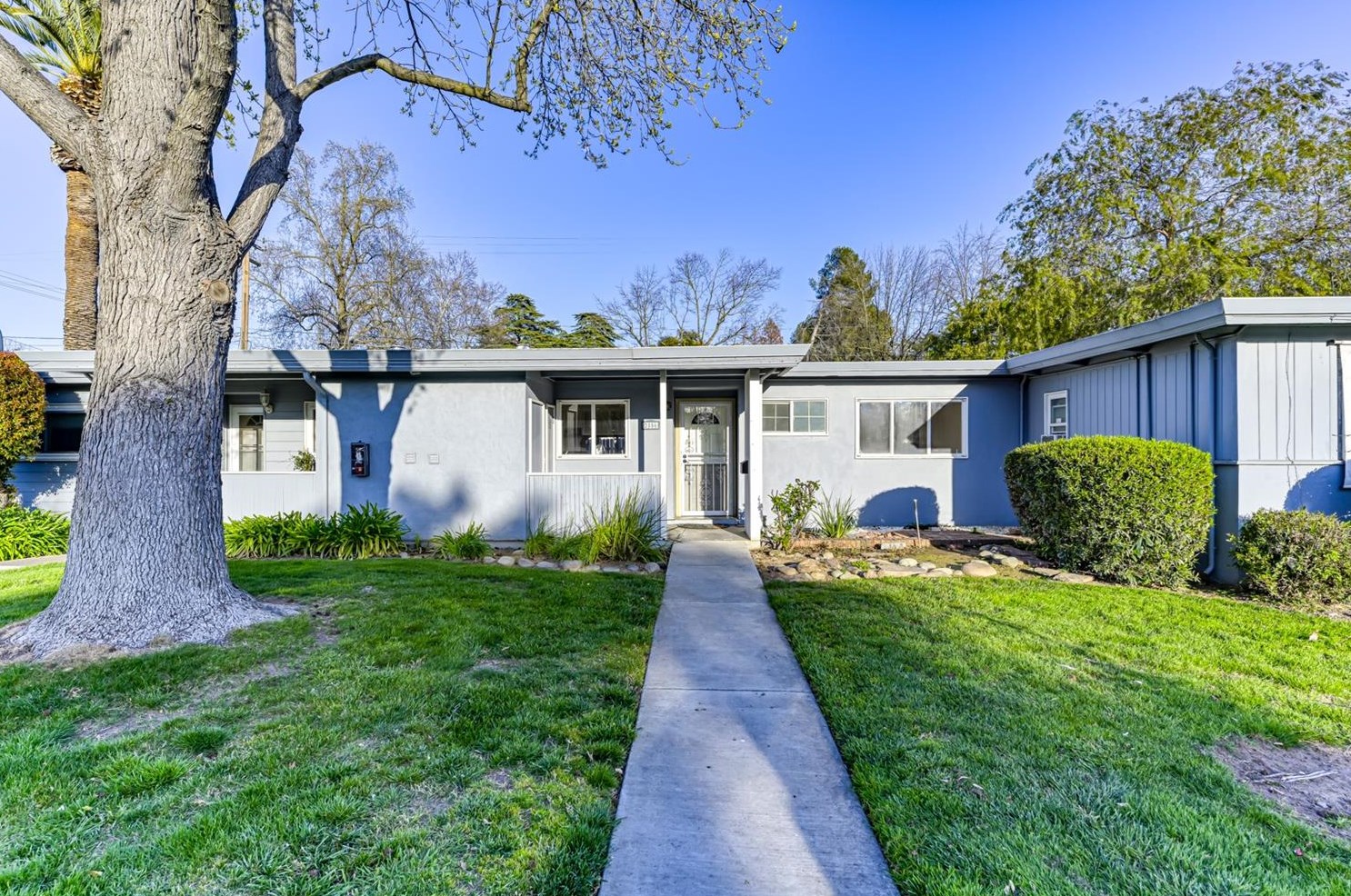 2856 Santa Paula Ct, Sacramento, CA 95821-6008
