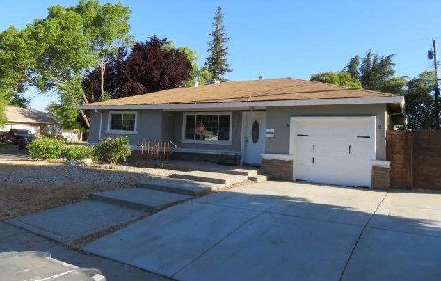 1701 Wakefield Way, Sacramento, CA 95822-4613