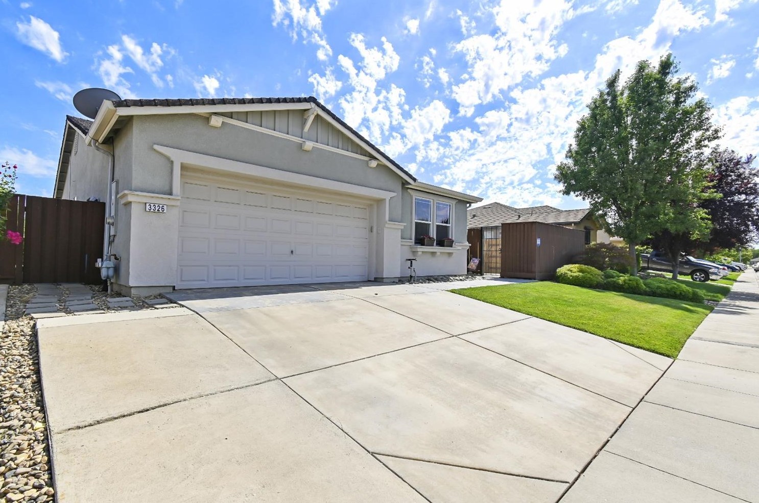 3326 Apricot St, Pennington, CA 95953-2293