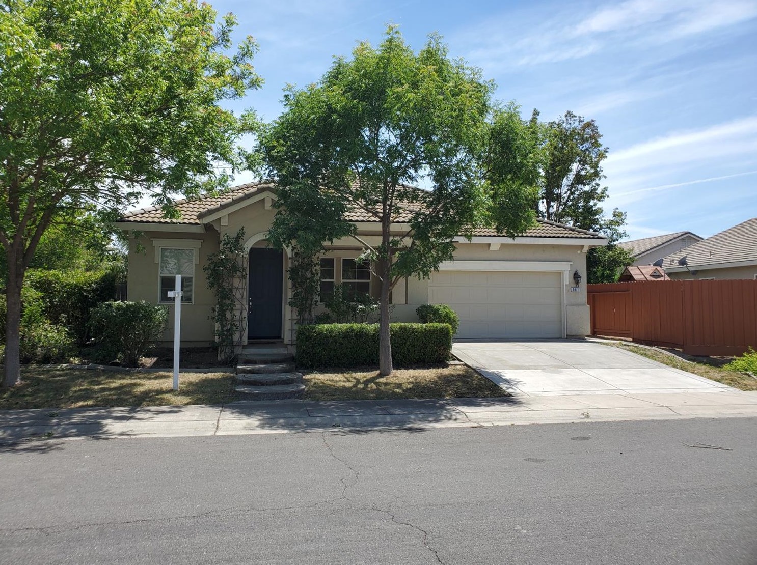 561 Alcantar Cir, Sacramento, CA 95834-2703