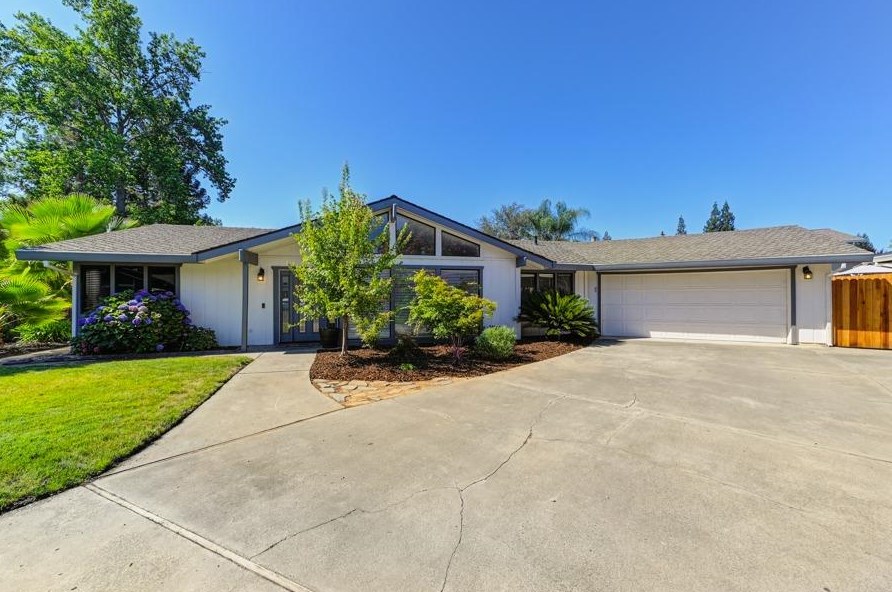 1102 Muir Ct, Roseville, CA 95661-4933