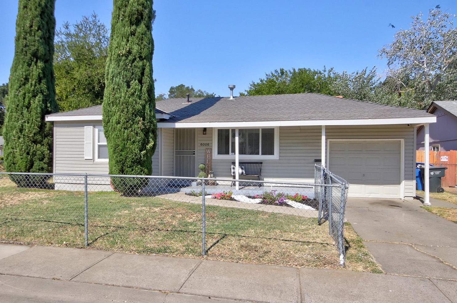 6006 Belleau Wood Ln, Sacramento, CA 95822-3434