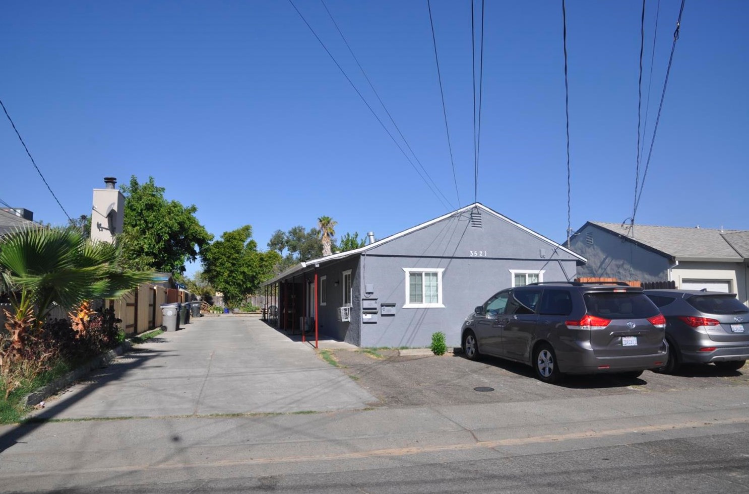 3521 High St, Sacramento, CA 95838-4551