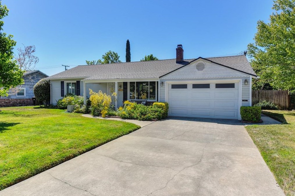 2818 Merrywood Dr, Sacramento, CA 95825-0316