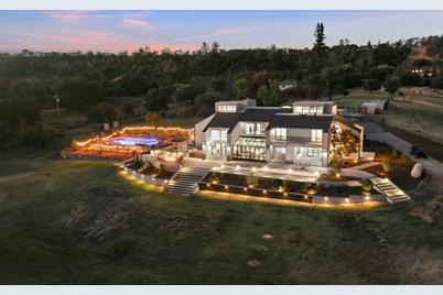 1350 Itow Court - Photo 1