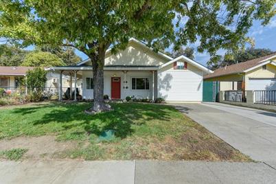 1924 Manzanita Way - Photo 1