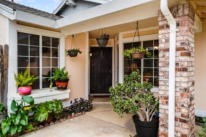 8041 Dunsmuir Court - Photo 1