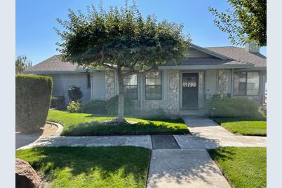 2190 Lady Clare Walk - Photo 1