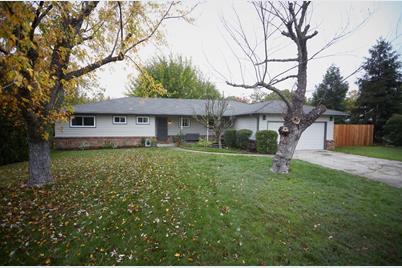 4529 Garfield Avenue - Photo 1
