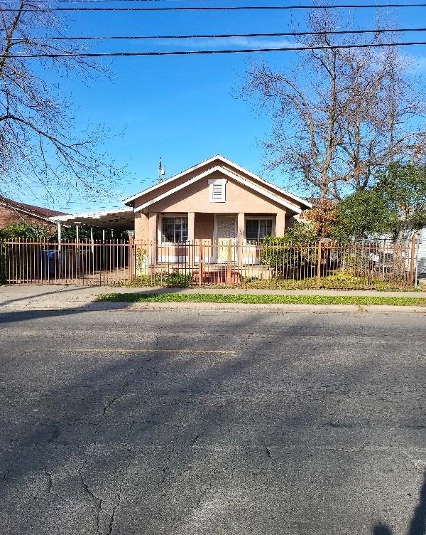 4551 14th Ave, Sacramento, CA 95820-2903