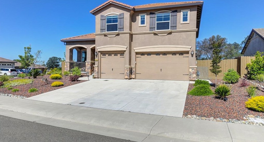 3128 Demartini Dr, Roseville, CA 95661