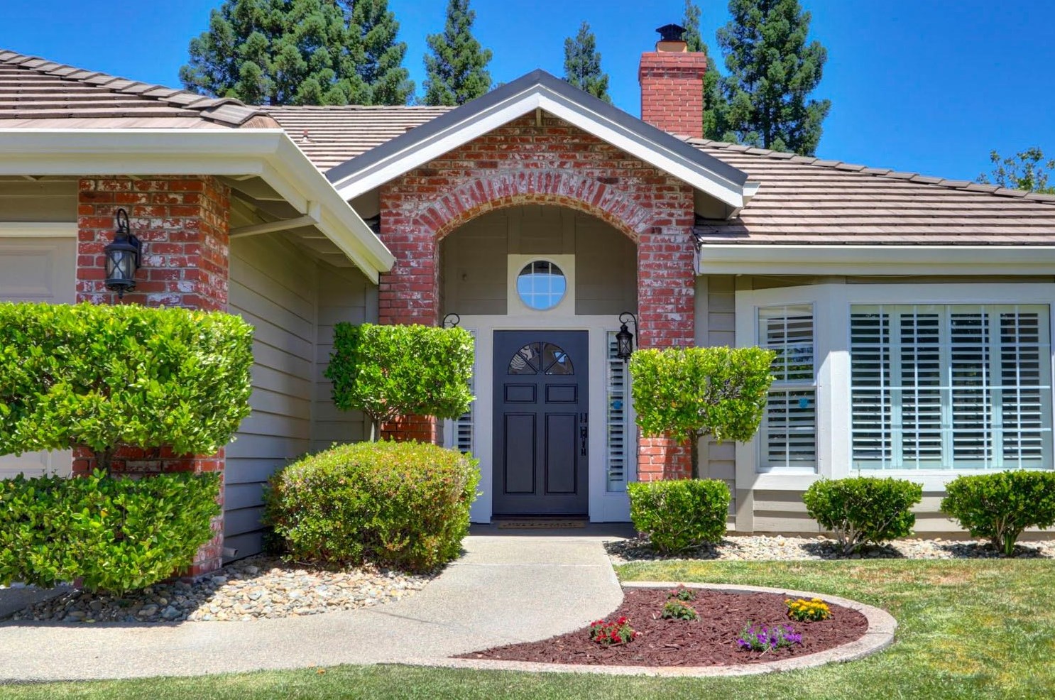 2229 Banbury Cir, Roseville, CA 95661-5152