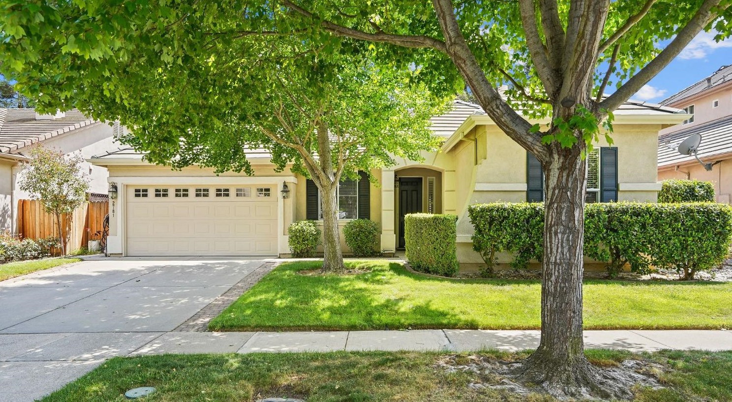 2781 Pickering Way, Sacramento, CA 95833-3916