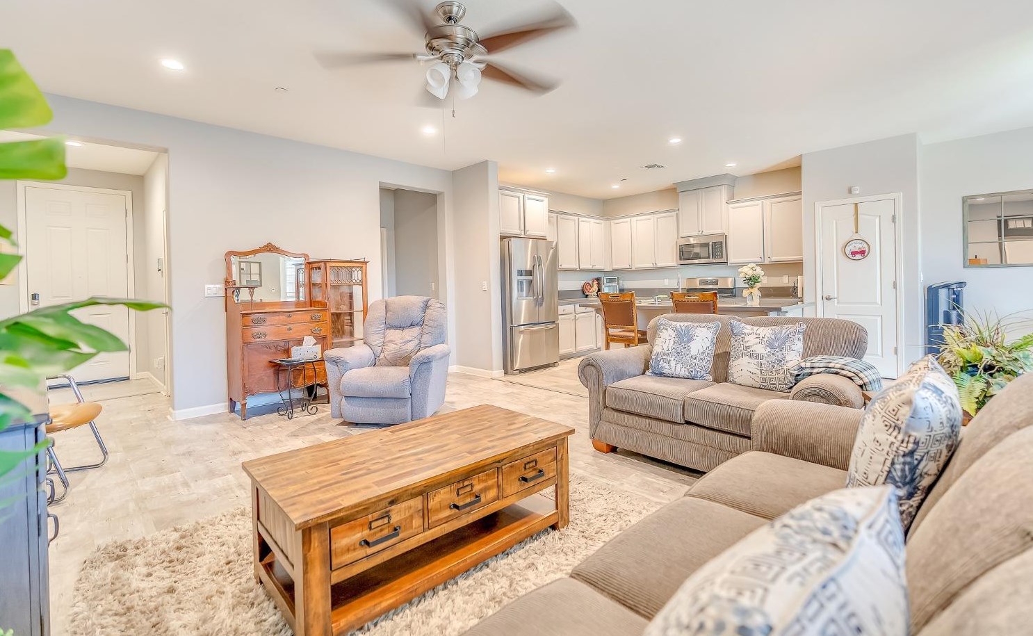 863 Fritz Dr, Los Banos, CA 93635