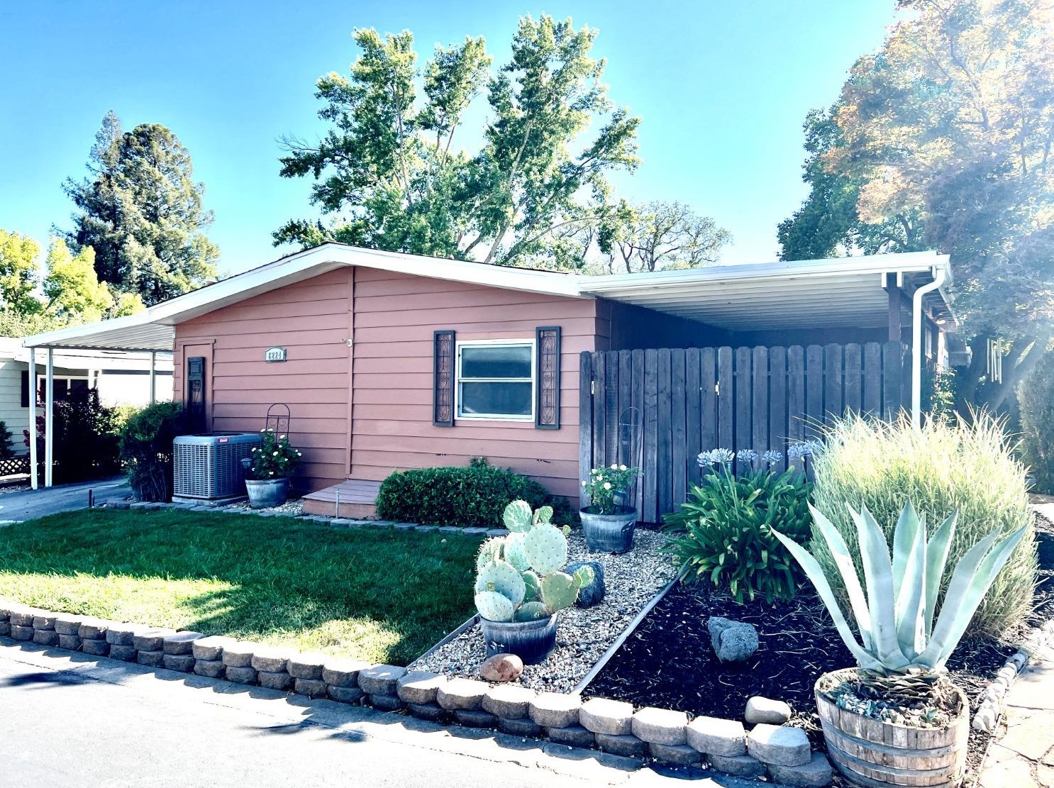 6224 Summerset Ln, Citrus Heights, CA 95621