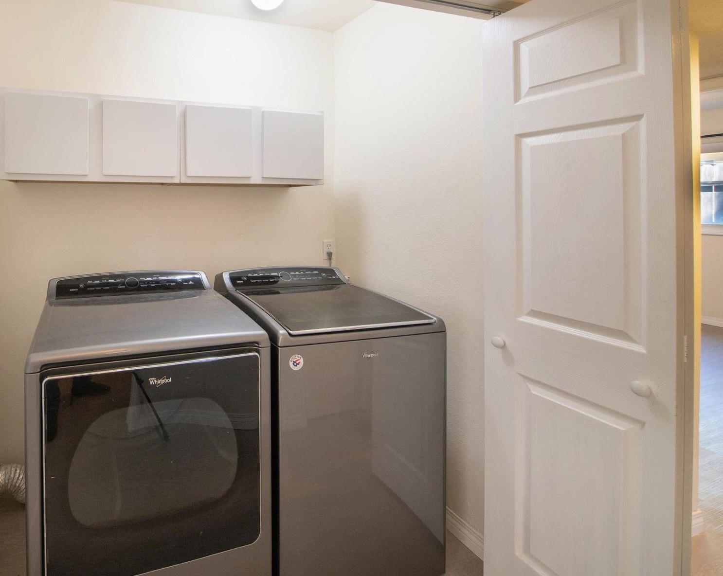 403 Loretto Dr, Roseville CA 95661-3516 exterior