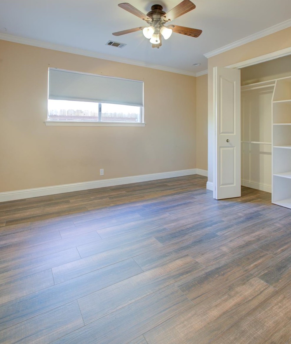 1066 Mirror Lake Dr, Merced CA  95340-0633 exterior