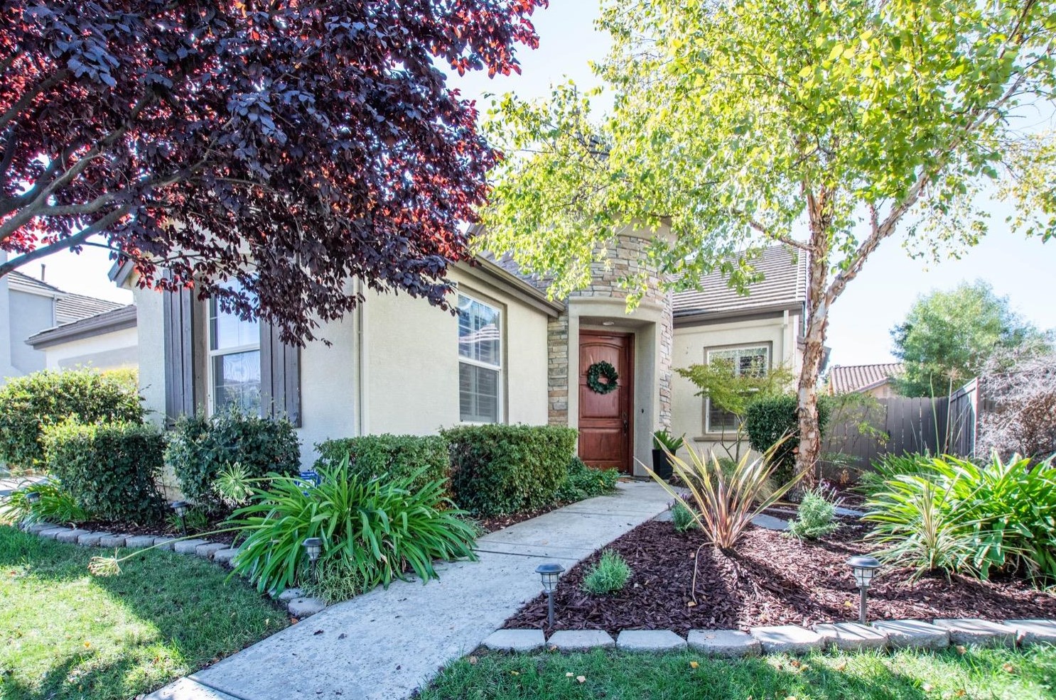 401 Hebron Cir, Sacramento, CA 95835-2062