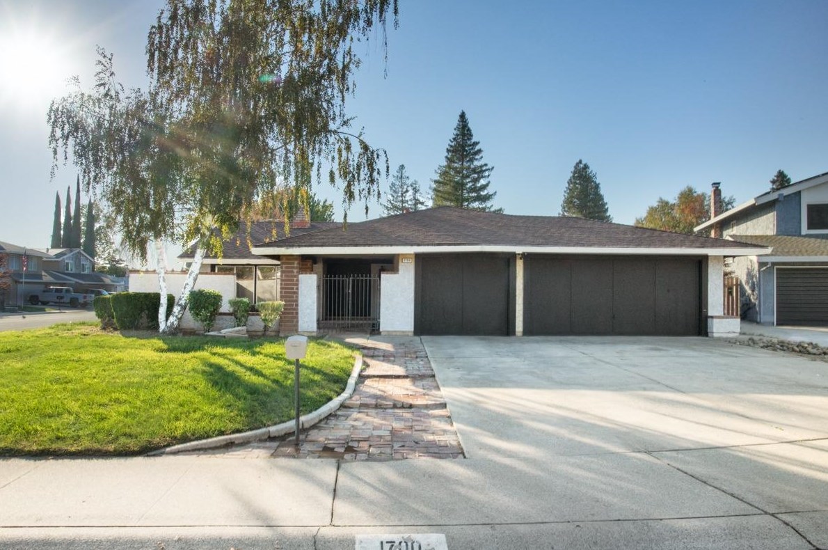 1700 Wren Ct, Yuba City, CA 95991-1525