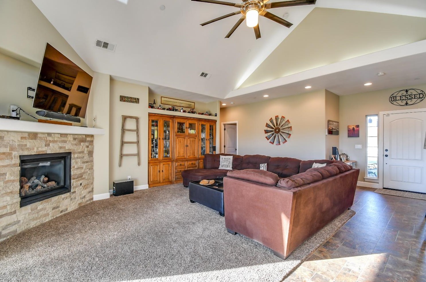7043 Christie Ln, Colusa, CA 95932