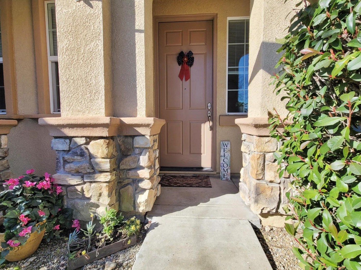 142 Gold Dust Dr, Valley Springs, CA 95252
