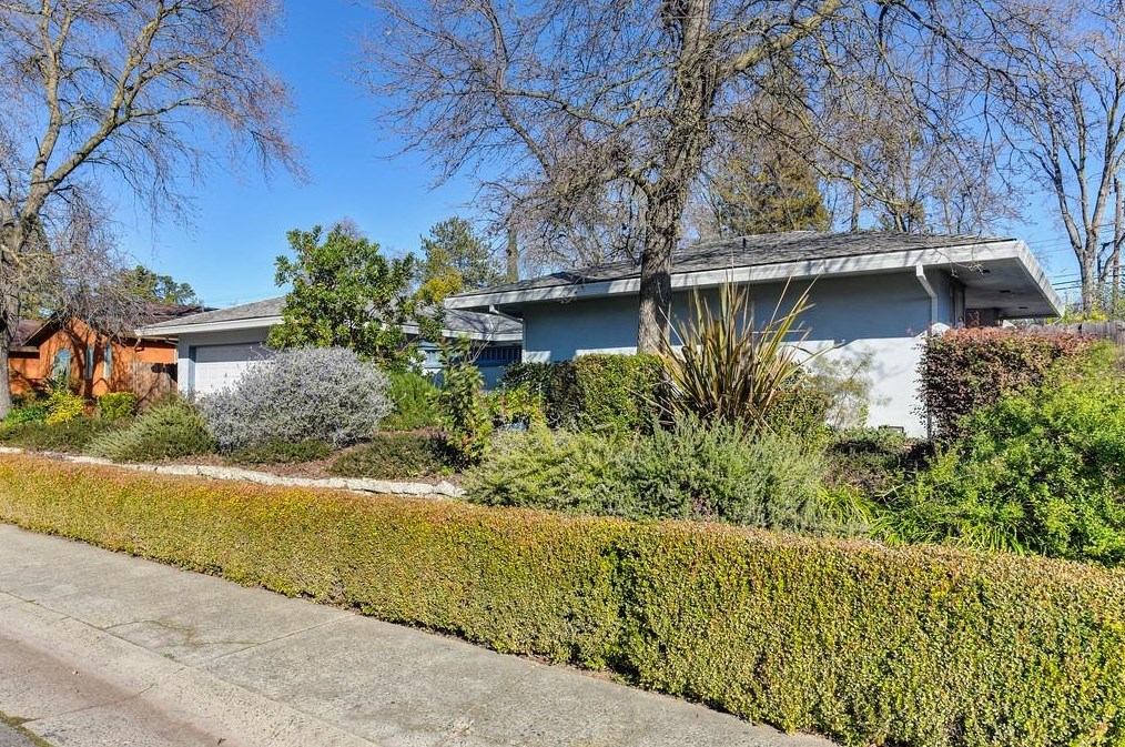 5961 Holstein Way, Sacramento, CA