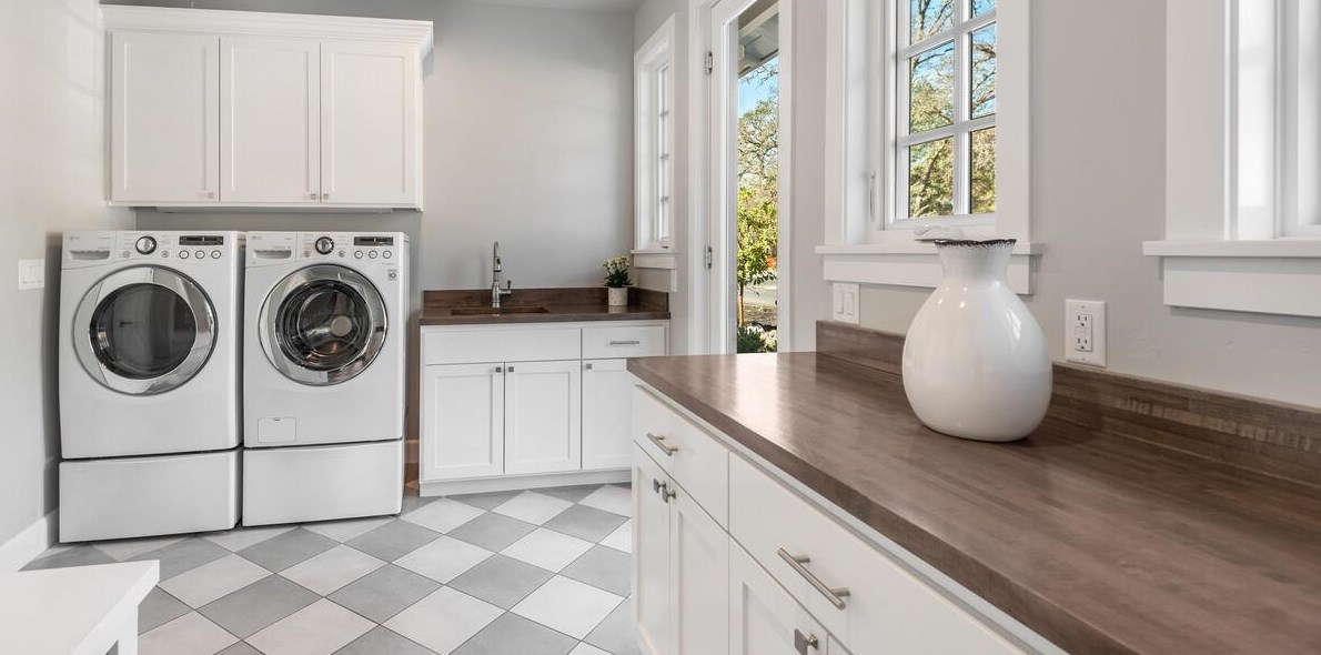 1617 Camino Verdera, Lincoln CA  95648-7940 exterior