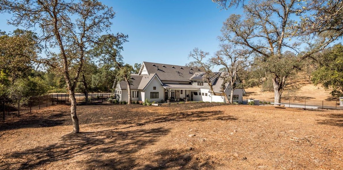 1617 Camino Verdera, Lincoln CA  95648-7940 exterior