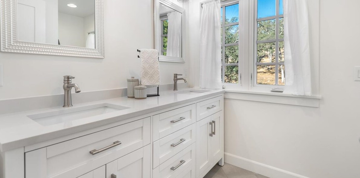 1617 Camino Verdera, Lincoln CA  95648-7940 exterior