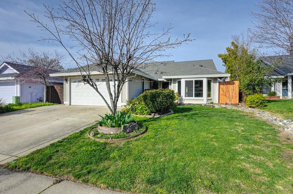 800 Portside Cir, Roseville, CA 95678-6460