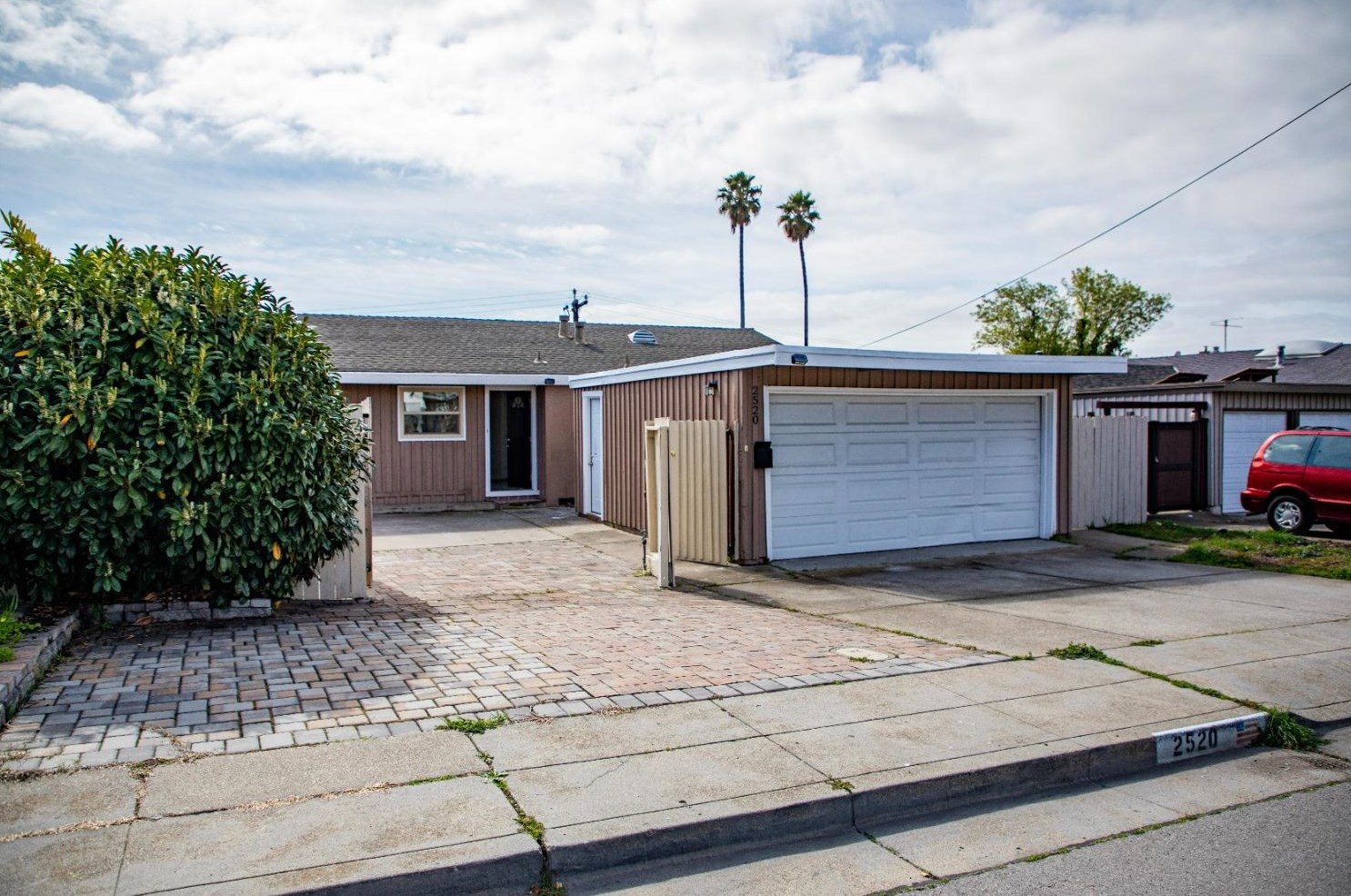2520 Moyers Rd, Richmond, CA 94806-3102
