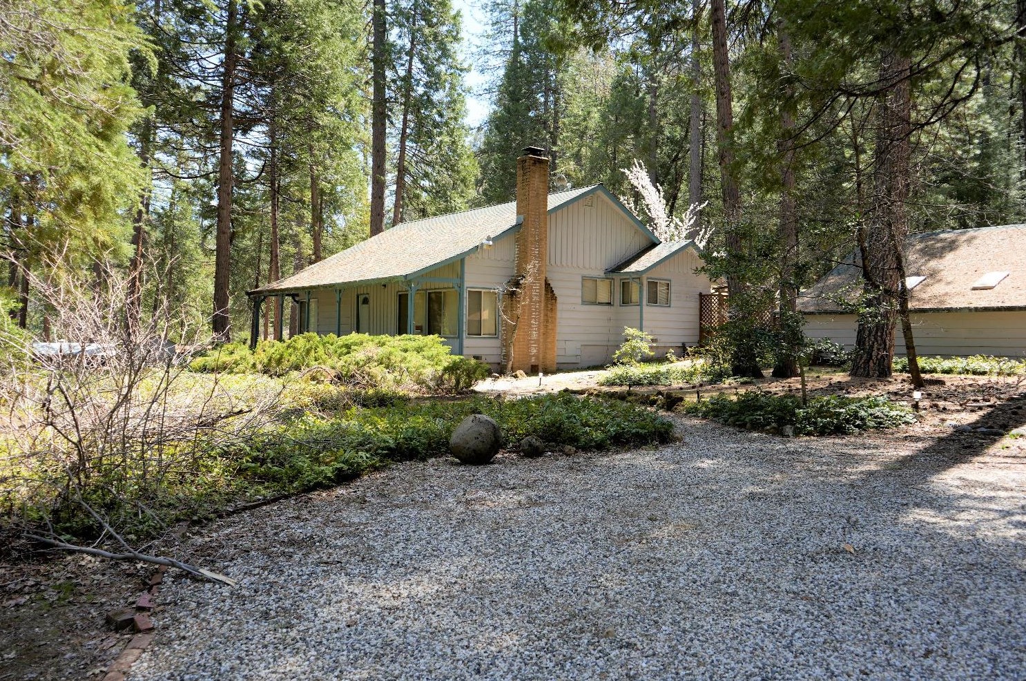 16919 Cooper Rd, Cherokee, CA 95959-9206
