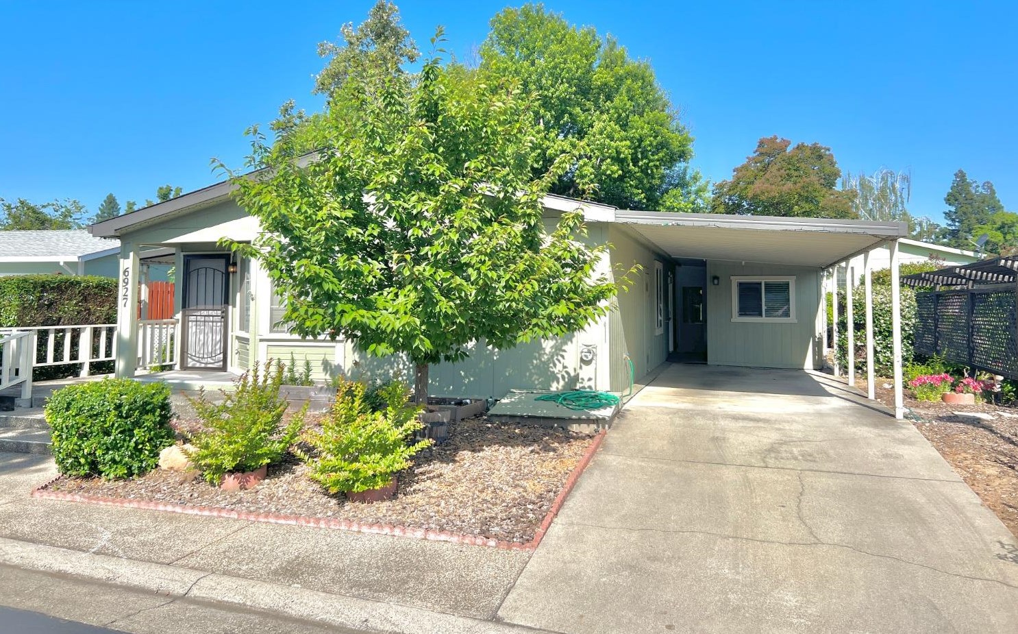 6927 New Creek Ln, Citrus Heights, CA 95621