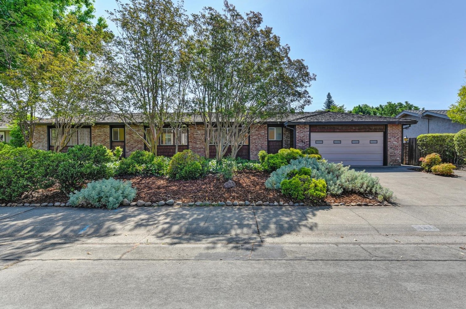 183 Gifford Way, Sacramento, CA 95864-6907