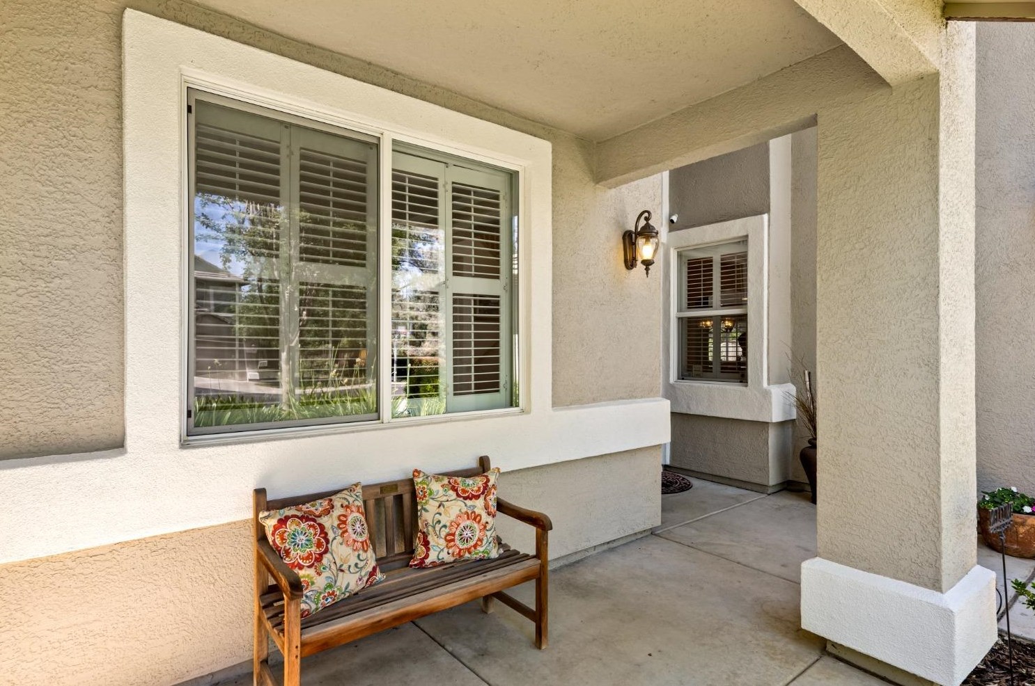 901 Farley Ct, Folsom, CA 95630