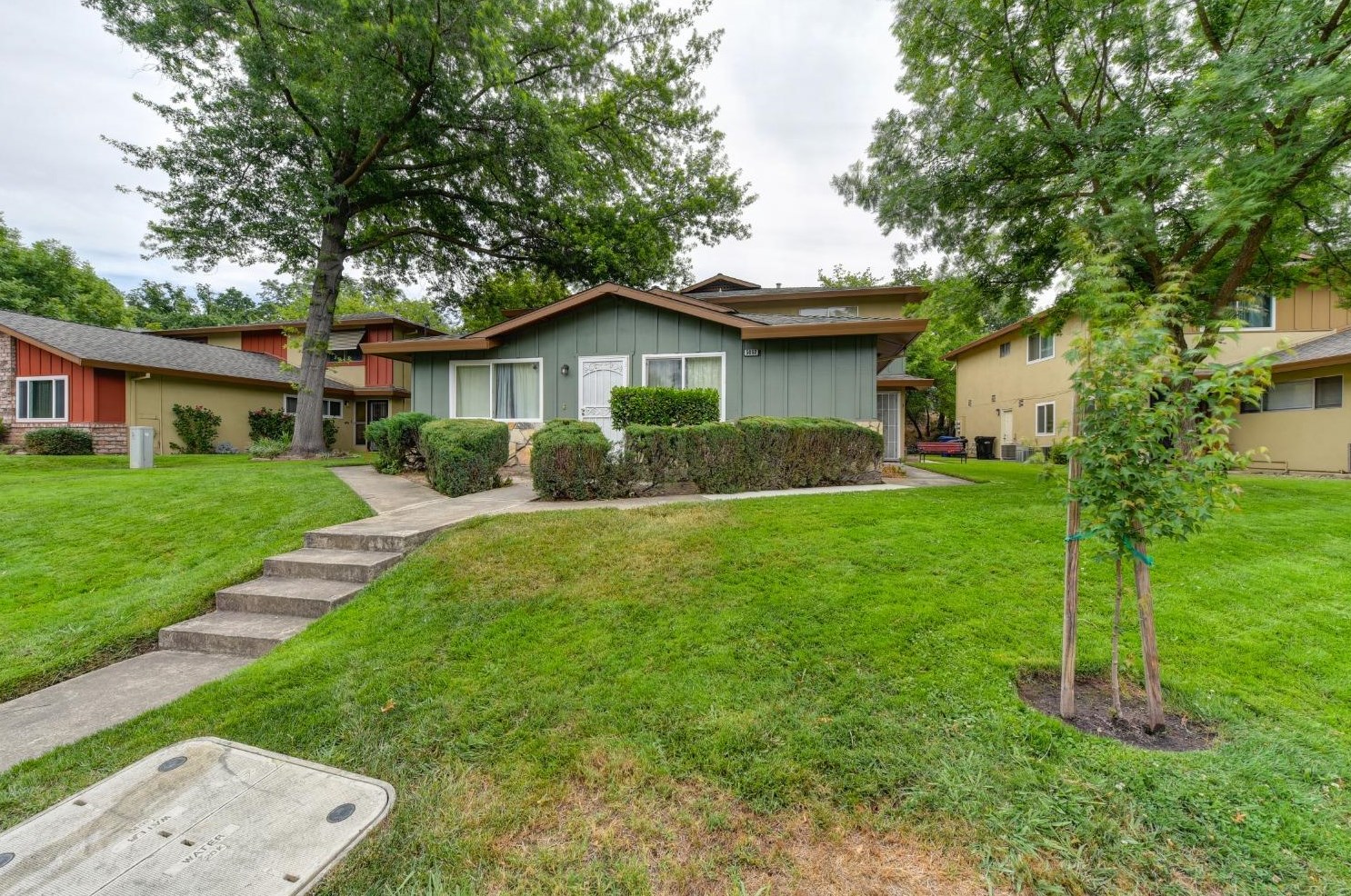 5062 Rhode Island Dr, Sacramento, CA 95841-3941